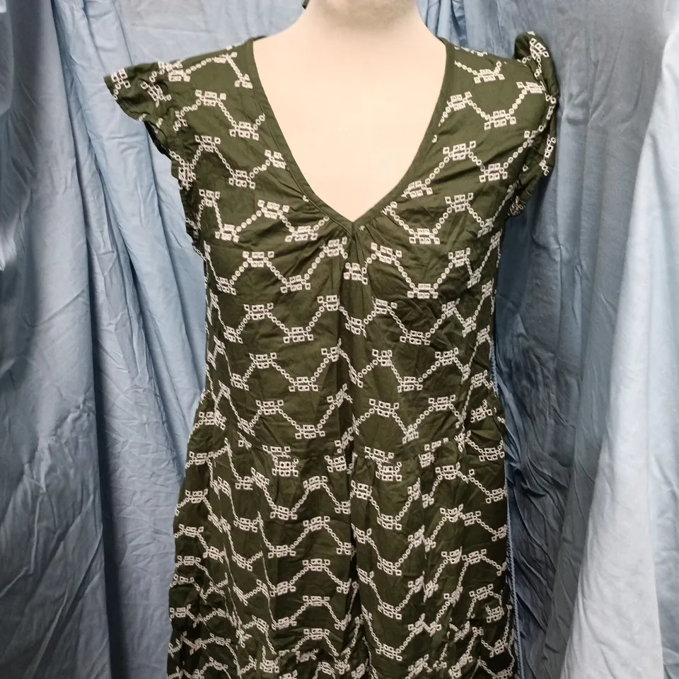 M&S WOMEN'S GREEN EMBROIDERED DRESS – UK 8 (MADE IN INDIA)