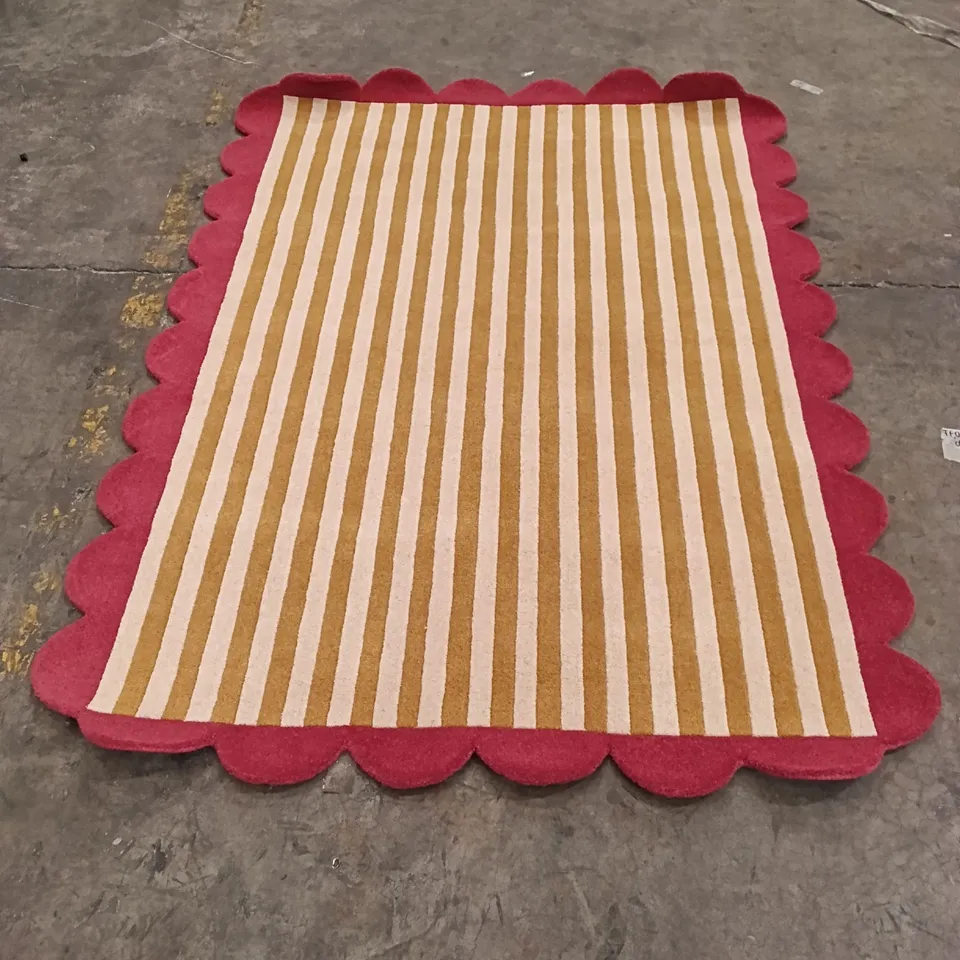 QUALITY DESIGNER AREA RUG - APPROXIMATELY 230CM X 163CM