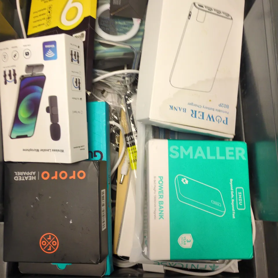 BOX CONTAINING A MIX OF APPROXIMATELY 15 PHONE CASES, MICROPHONES, POWER-BANKS ETC.