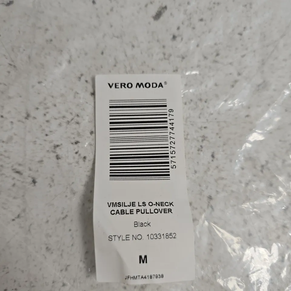 VERO MODA BLACK CABLE KNIT O-NECK PULLOVER – WOMEN'S, SIZE M
