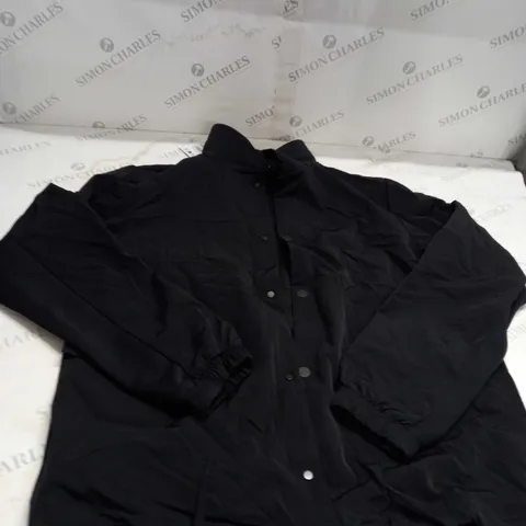 GYMSHARK BLACK COMMUTE JACKER SIZE M