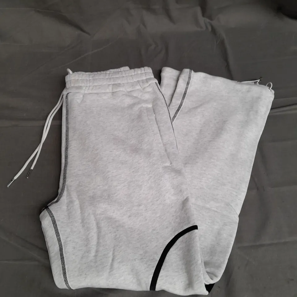 SHAPED EMBROIDERED DRAWSTRING HEM SWEATPANTS IN LIGHT GREY SIZE S