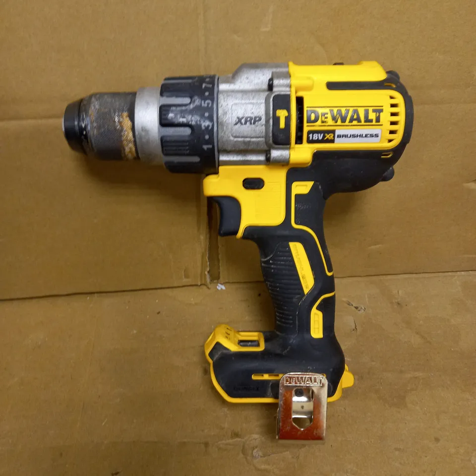 DEWALT DCD996N 18V XR 3-SPEED BRUSHLESS HAMMER COMBI DRILL (BODY ONLY)