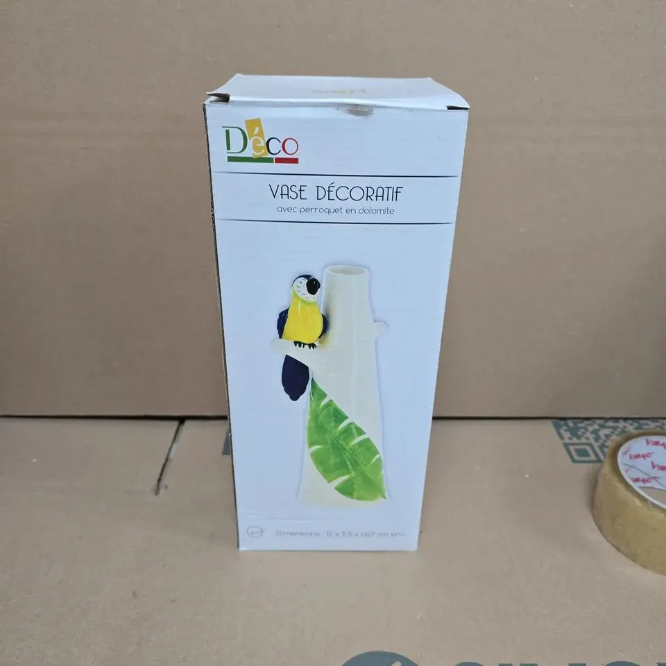 BOX OF APPROXIMATELY 10 DECO DOLOMITE DECORATIVE CERAMIC VASE WITH BLUE PARROT - COLLECTION ONLY