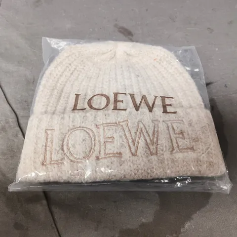 LOEWE LOGO KNIT BEANIE – BAGGED 