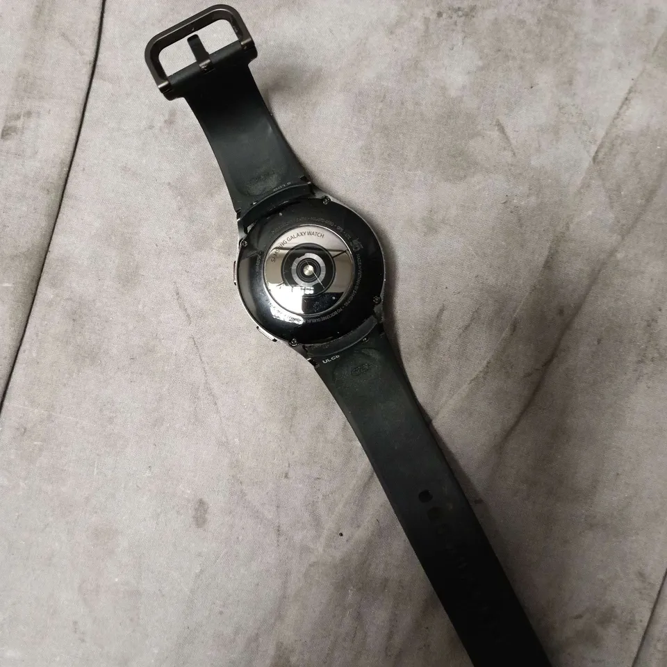 SAMSUNG GALAXY WATCH 4 SMARTWATCH 