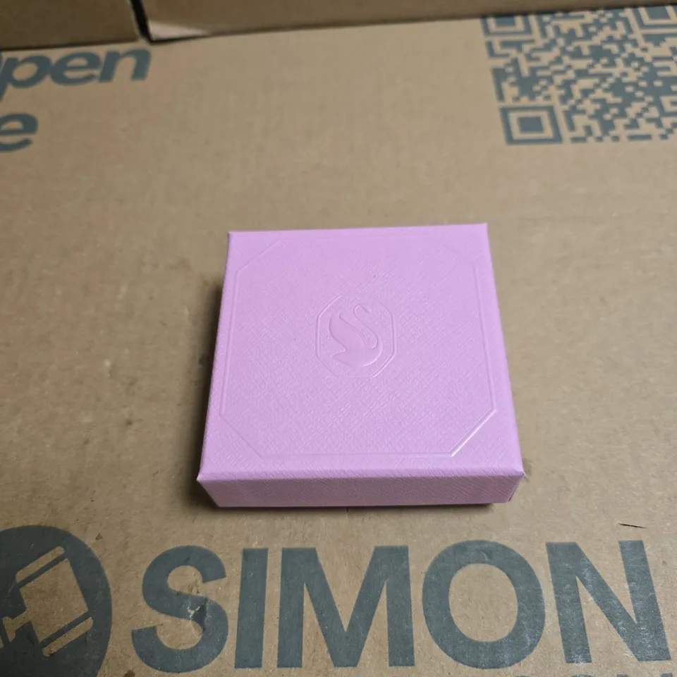 SWAROVSKI ROUND CUBIC ZIRCONIA STUD EARRINGS IN PINK JEWELLERY BOX