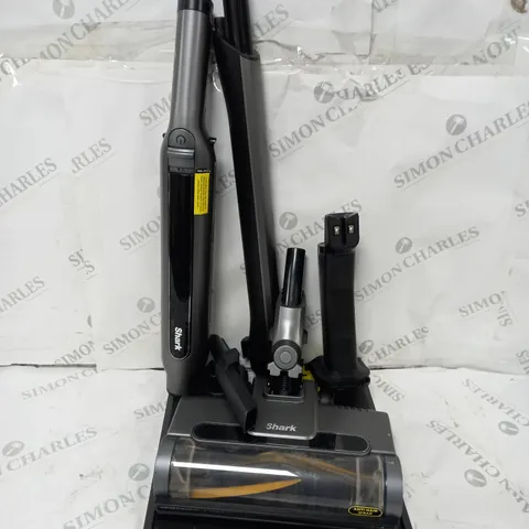 BOXED SHARK WANDVAC 2-IN-1 LIGHTWEIGHT CORDLESS HANDHELD VACUUM CLEANER