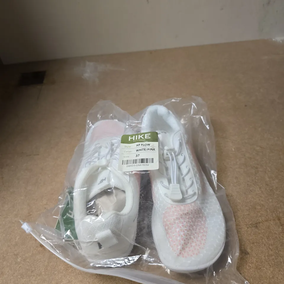 HIKE HF FLOW SNEAKERS - WHITE/PINK, EU 37 (UK 4)