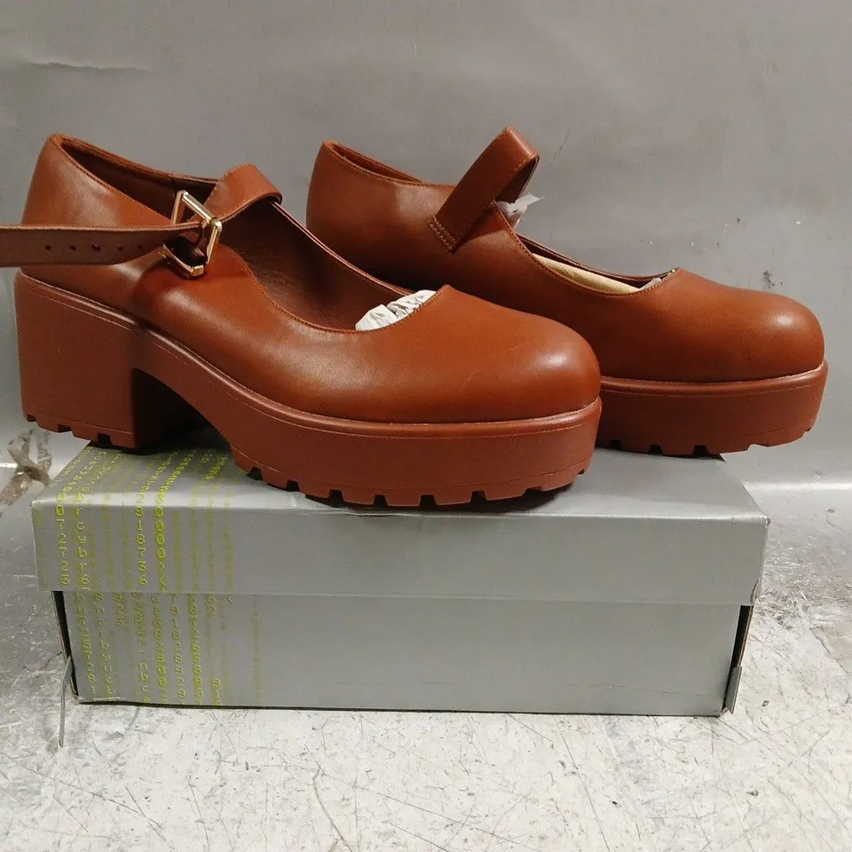 BOXED PAIR OF KOI TIRA MARY JANES ACORN BROWN EDITION SIZE UK 11
