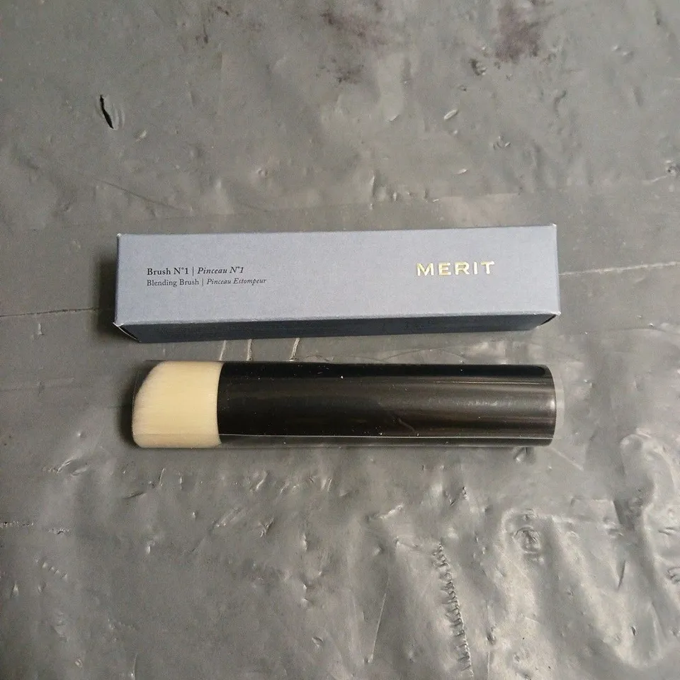 BOXED MERIT BRUSH N01 BLENDING BRUSH
