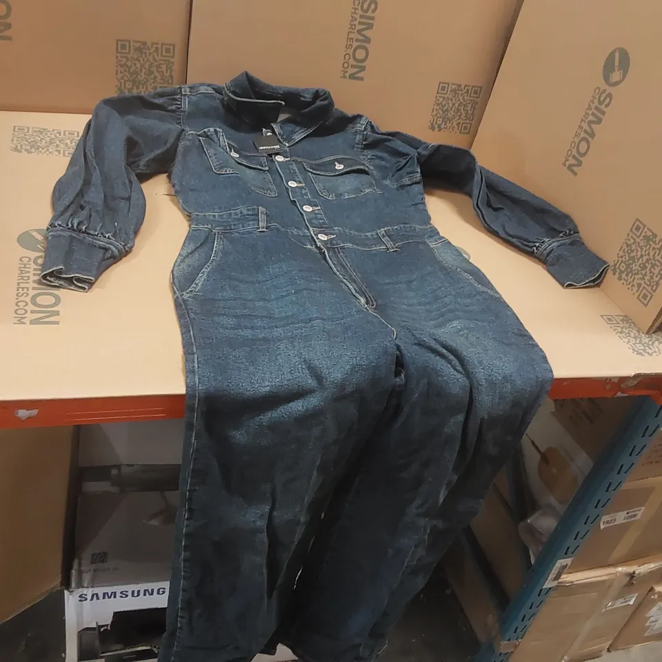 BOX CONTAINING APPROXIMATELY 6x BRAND NEW JD WILLIAMS INDIGO DENIM JUMPSUITS - SIZE 14