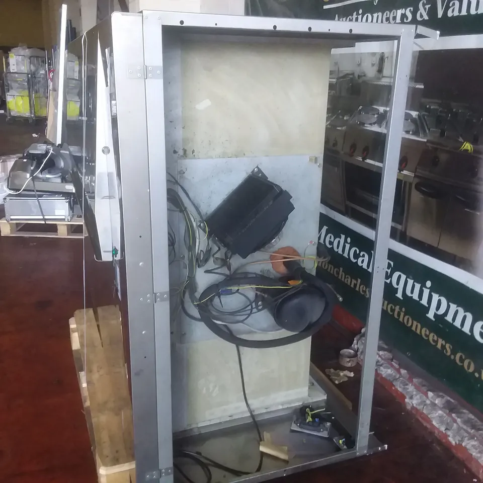 COMMERCIAL DOUBLE DOOR FRIDGE 