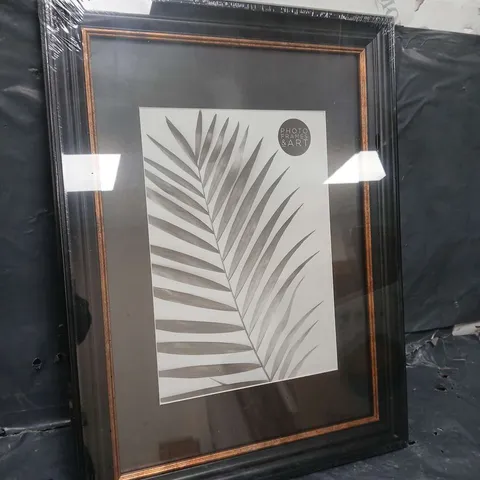 PHOTO FRAMES & ART BLACK FRAME 