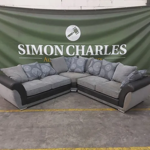 QUALITY DESIGNER UPHOLSTERED CORNER SOFA - GREY & BLACK