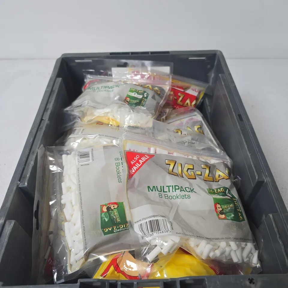 APPROXIMATELY 20 PACKS OF ZIG ZAG FILTER TIPS 