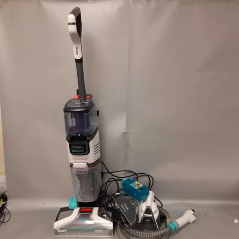 SHARK CARPET XPERT DEEP CARPET CLEANER & BUILT IN STAIN STRIKER EX200UK - COLLECTION ONLY