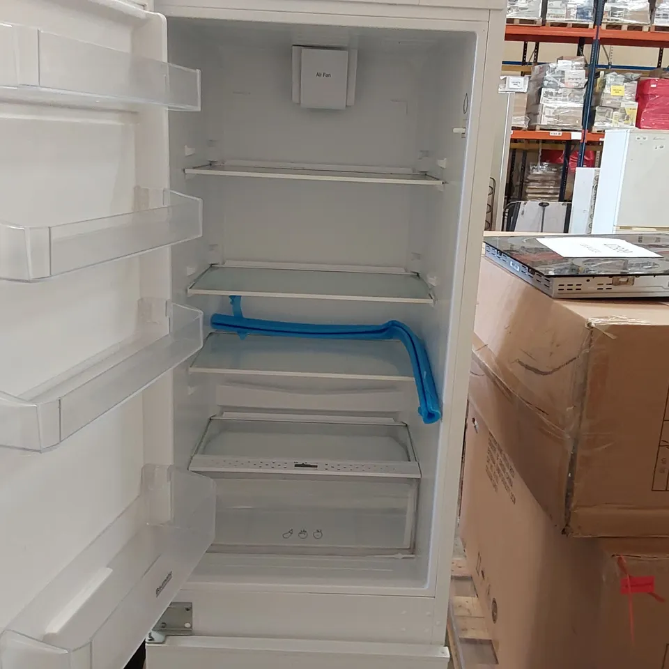 BAUMATIC FRIDGE FREEZER - WHITE 