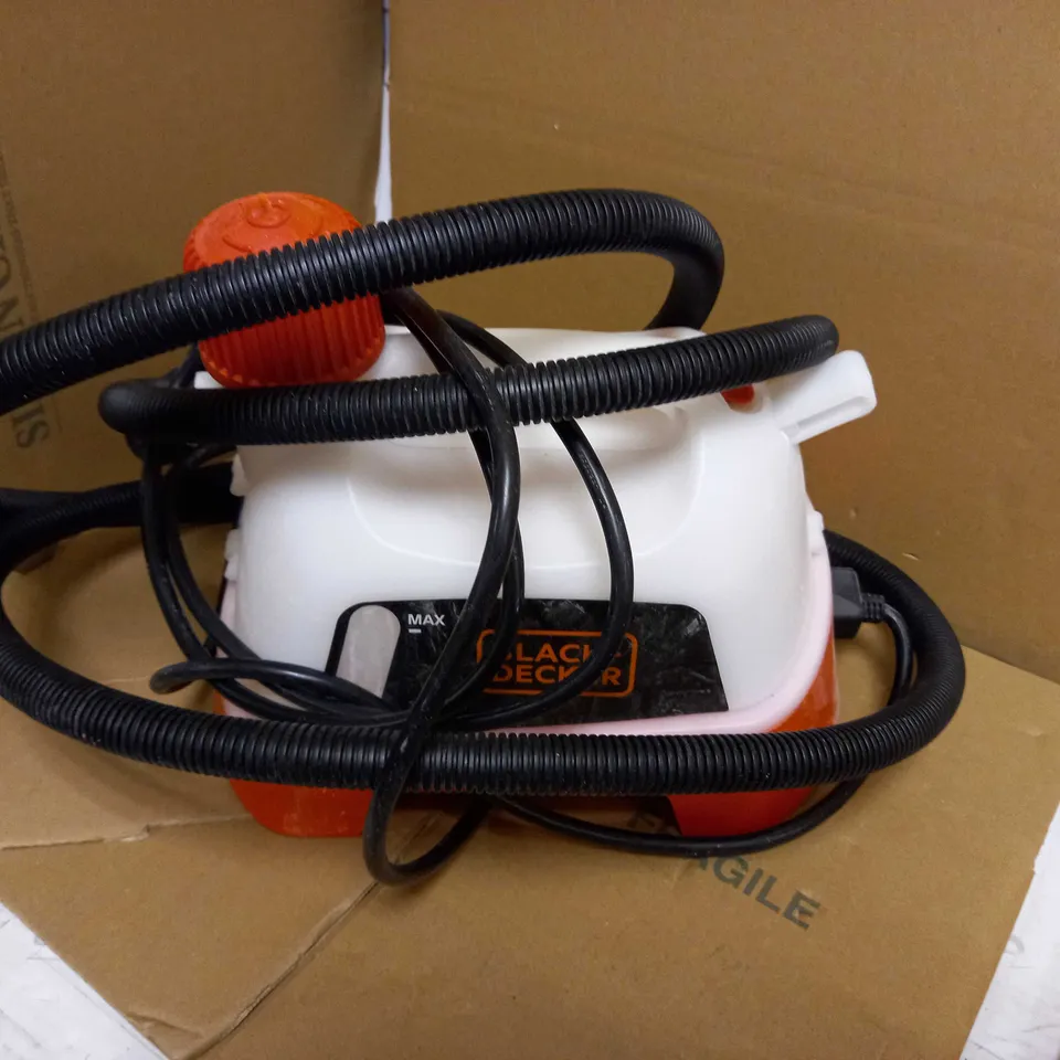 BLACK AND DECKER STEAM WALLPAPER STRIPPER