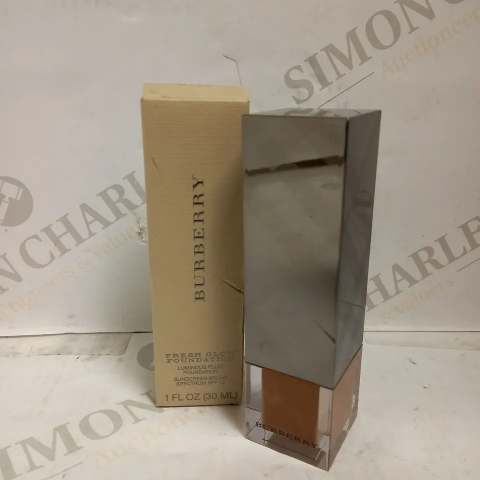 BURBERRY FRESH GLOW FOUNDATION 30ML - CHESTNUT NO.60 