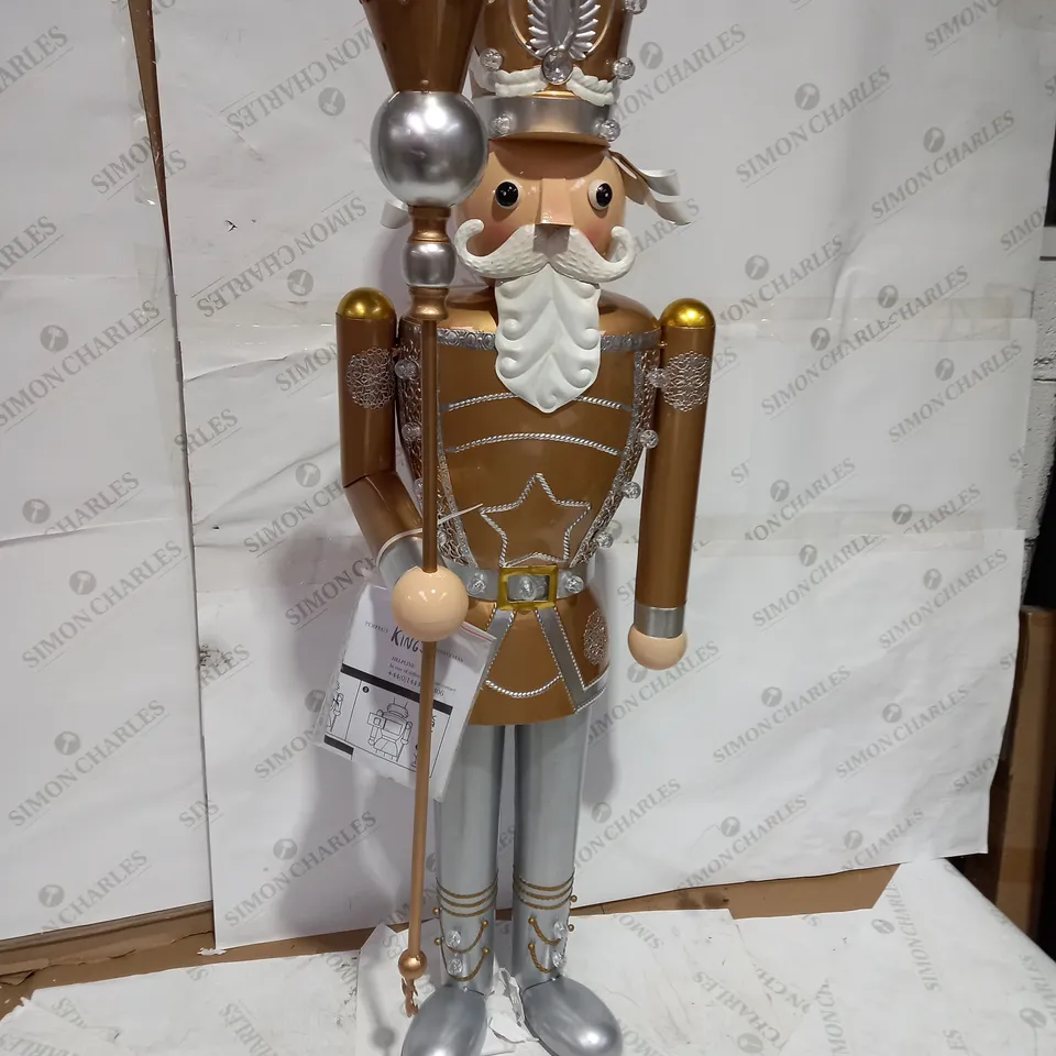 BOXED THREE KINGS INLIT GIANT NUTCRACKER (COLLECTION ONLY) RRP £129.99