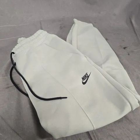 NIKE GREEN JOGGERS SIZE M 