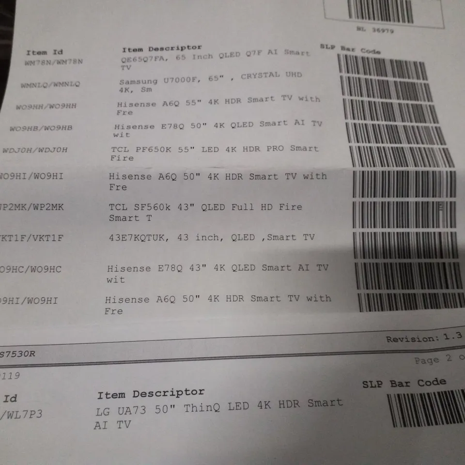 PALLET CONTAINING 11 DAMAGED TVS