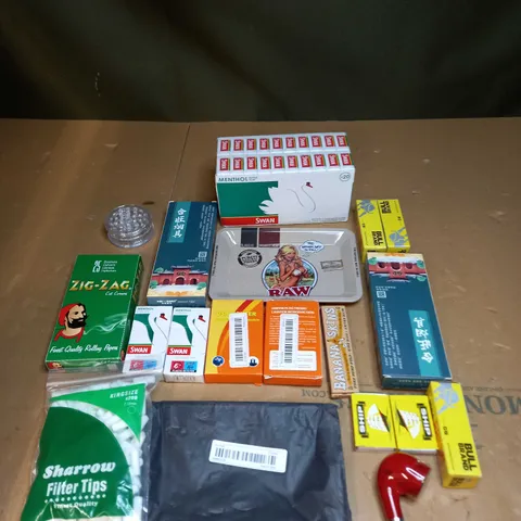 LOT OF ASSORTED HOUSEHOLD ITEMS TO INCLUDE SMOKING PIPES, ROLLING TRAY AND FILTER TIPS
