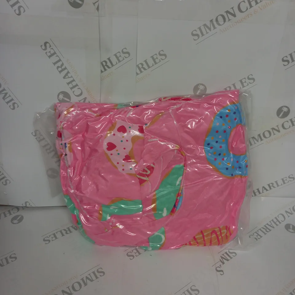 HUG AND SNUG ULTRA PLUSH BLANKET HOODIE