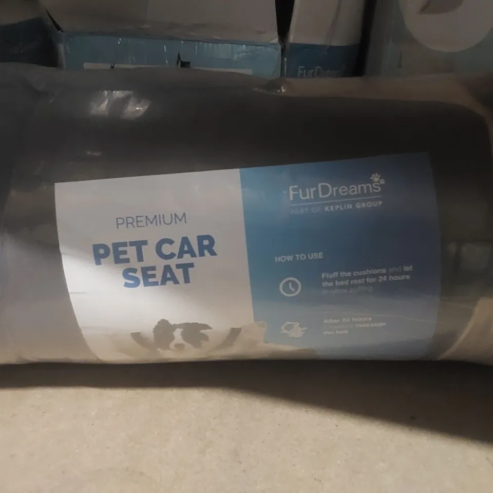 FURDREAMS PREMIUM PET CAR SEAT 