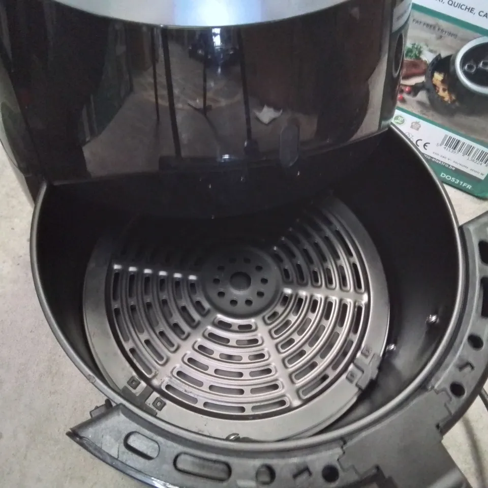 BOXED DOMO DELI FRYER MULTIFUNCTIONAL OVEN