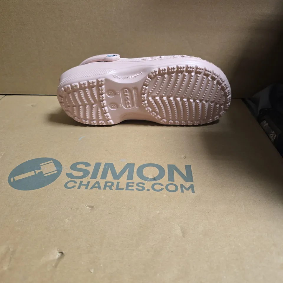 CROCS BATABAND SLIDE PINK - MENS 5/WOMENS 6 