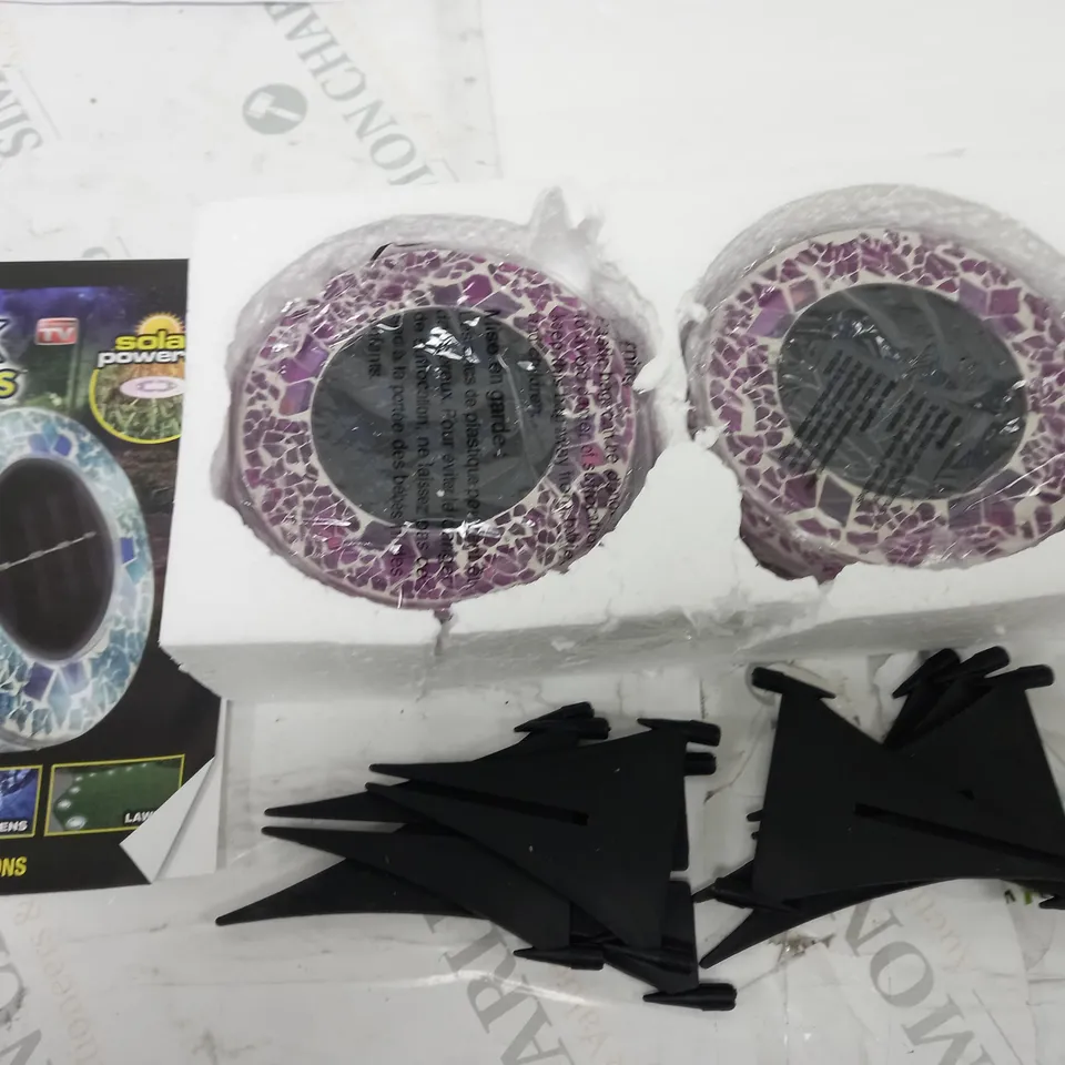 BELL & HOWELL SET OF 4 GLASS MOSAIC DESIGN SOLAR DISK LIGHTS - PINK
