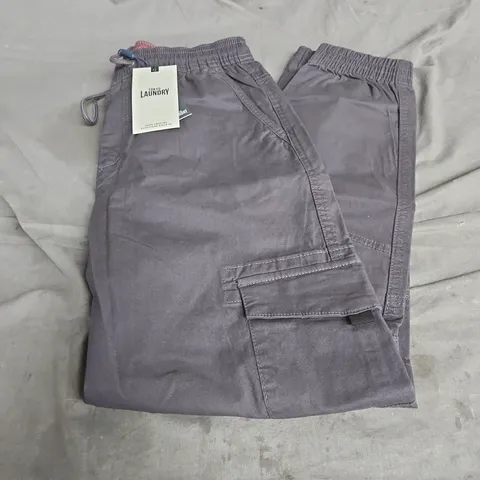 TOKYO LAUNDRY LANCE TROUSERS IN ASPHALT GREY SIZE L/W34