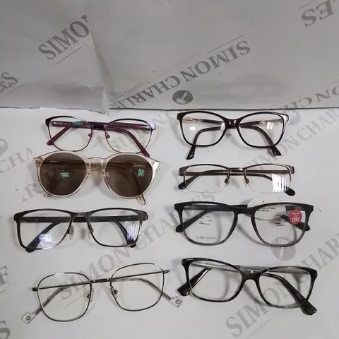 APPROXIMATELY 40 ASSORTED LOOSE SPECTACLES/SUNGLASSES IN VARIOUS STYLES & BRANDS