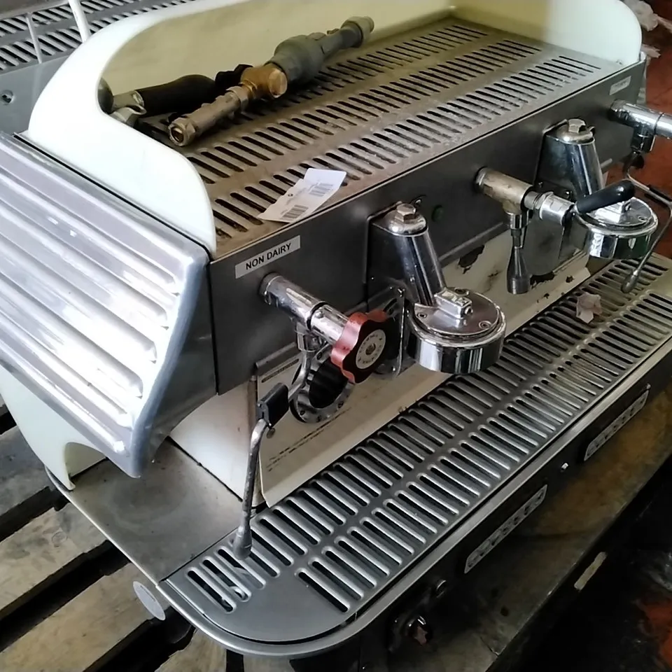 ELEKTRA BARLUME 2 GROUP COFFEE MACHINE
