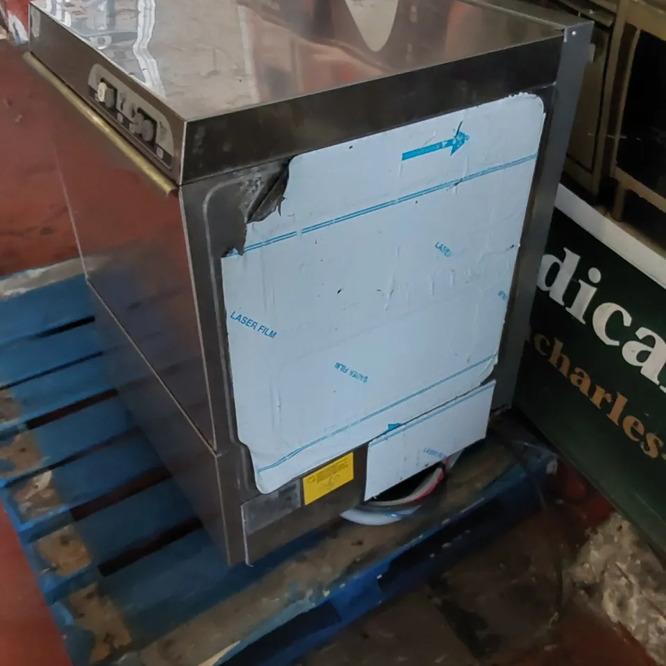 COMPACK D5037 COMMERCIAL DISHWASHER 