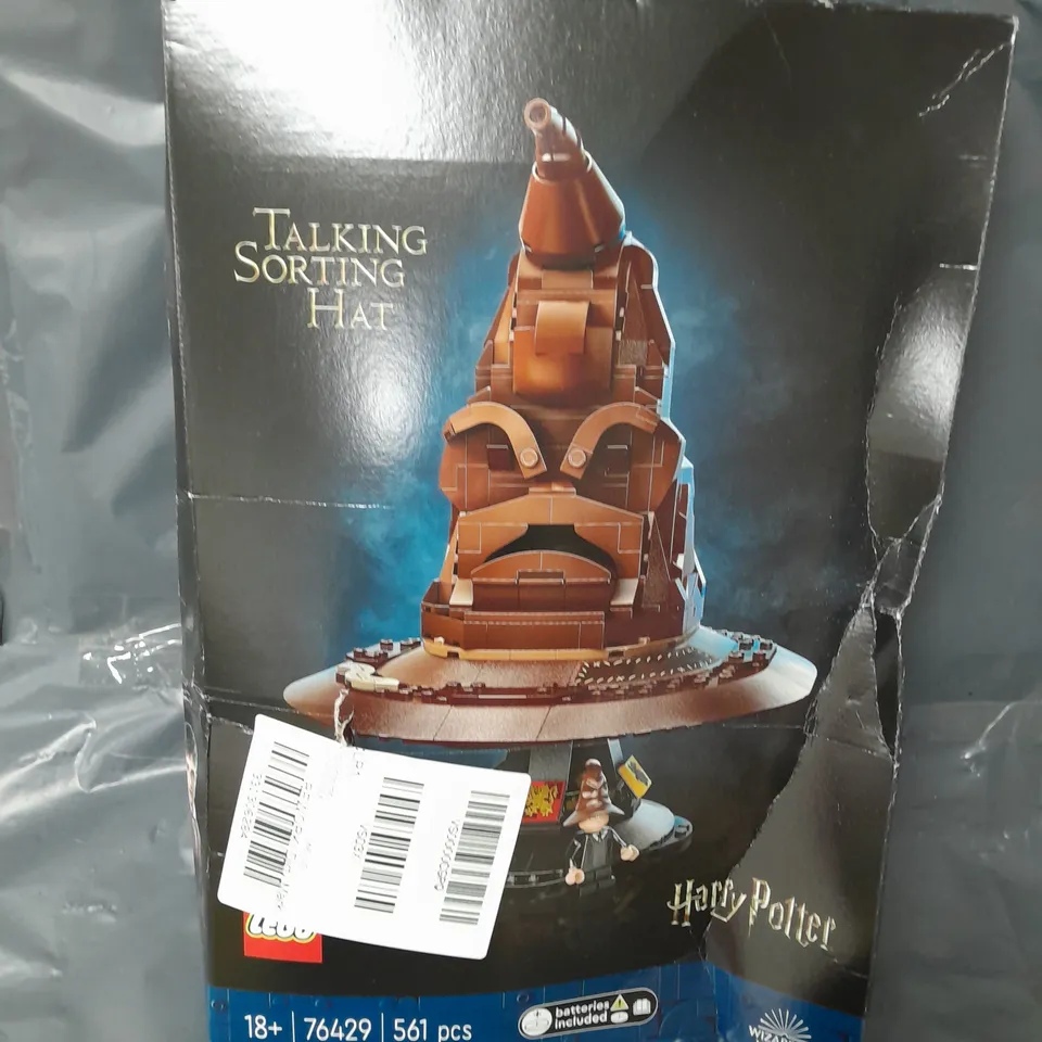 BOXED LEGO HARRY POTTER TALKING SORTING HAT - 76429