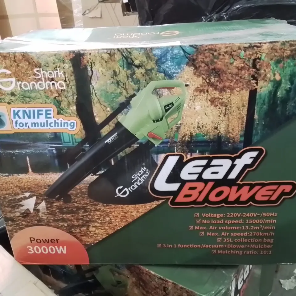 BOXED GRANDMA SHARK LEAF BLOWER