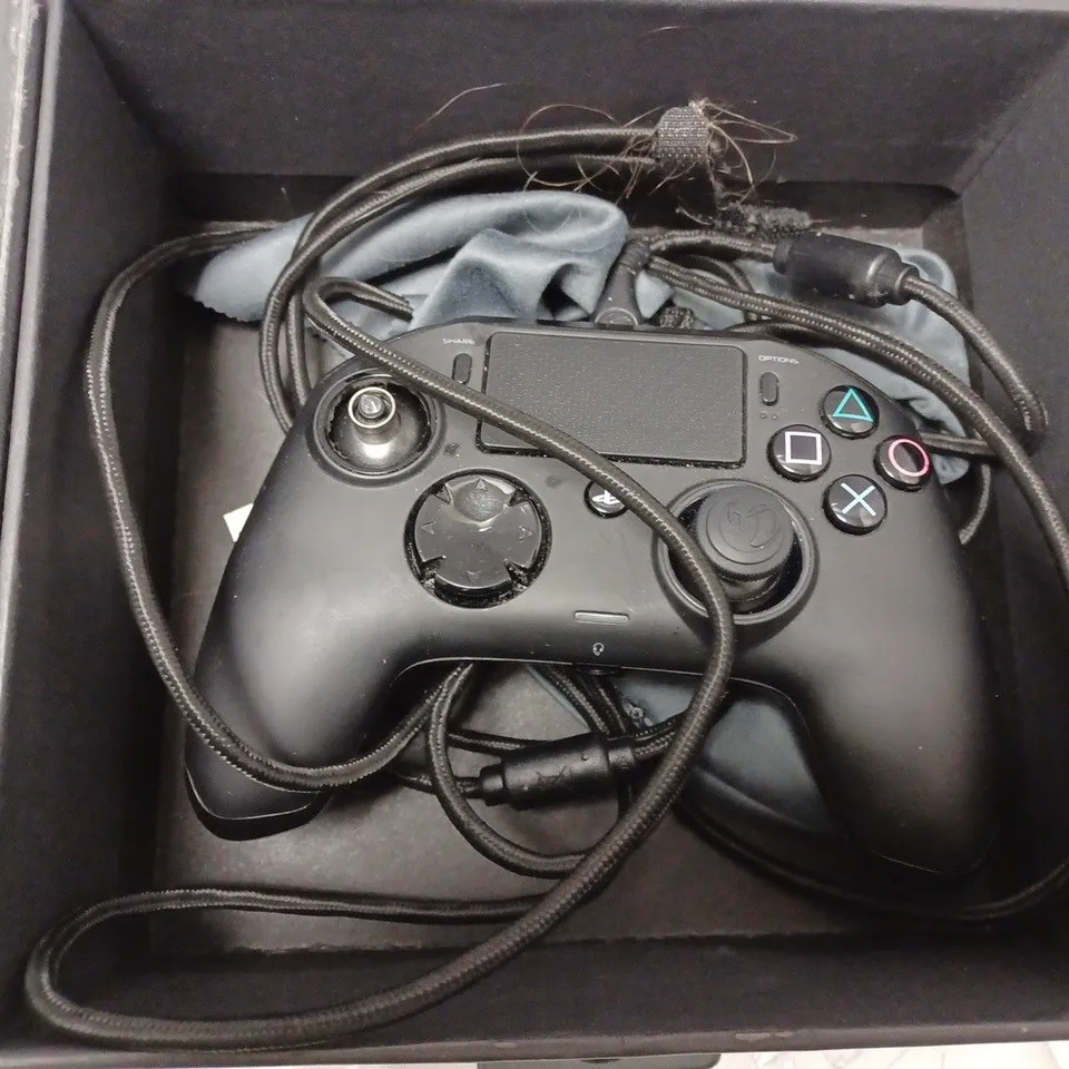 REVOLUTION PRO CONTROLLER 2