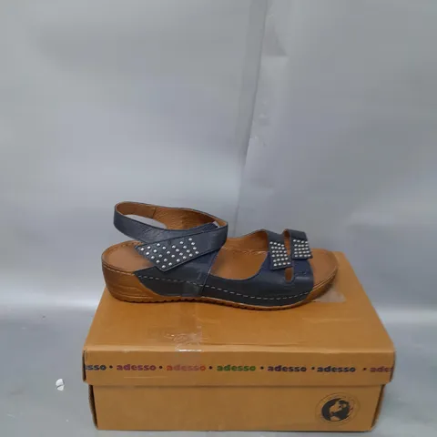 ADESSO LORD ADJUSTABLE STRAP - NAVY SIZE 8