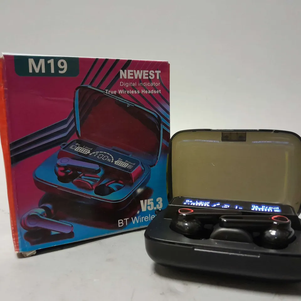 BOXED M19 BT WIRELESS V5.3 EARBUDS IN BLACK