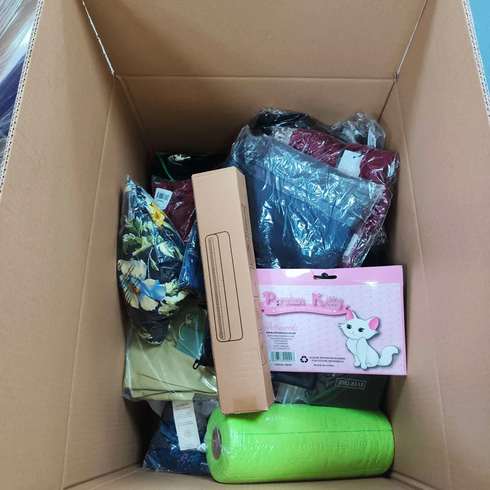 BOX OF APPROXIMATELY 20 ASSORTED ITEMS TO INCLUDE CLOTHING, WOODBRIDGE WALLET ETC
