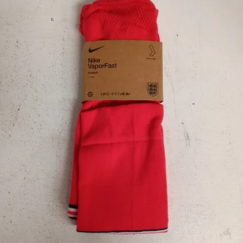 NIKE VAPORFAST ENGLAND FOOTBALL SOCKS - UK 5-8