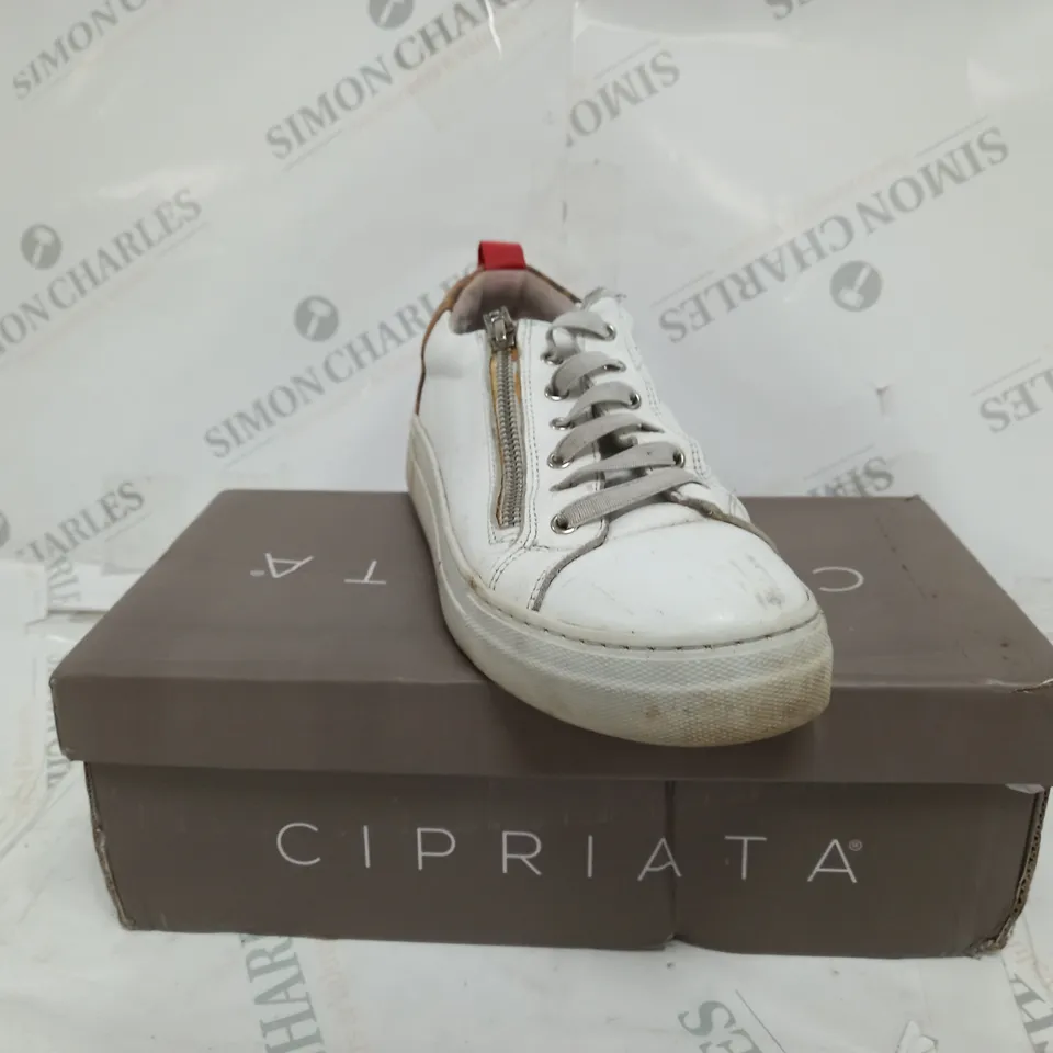 BOXED RUTH LANGSFORD TRAINER WITH ZIP DETAIL, WHITE LEOPARD, UK 5