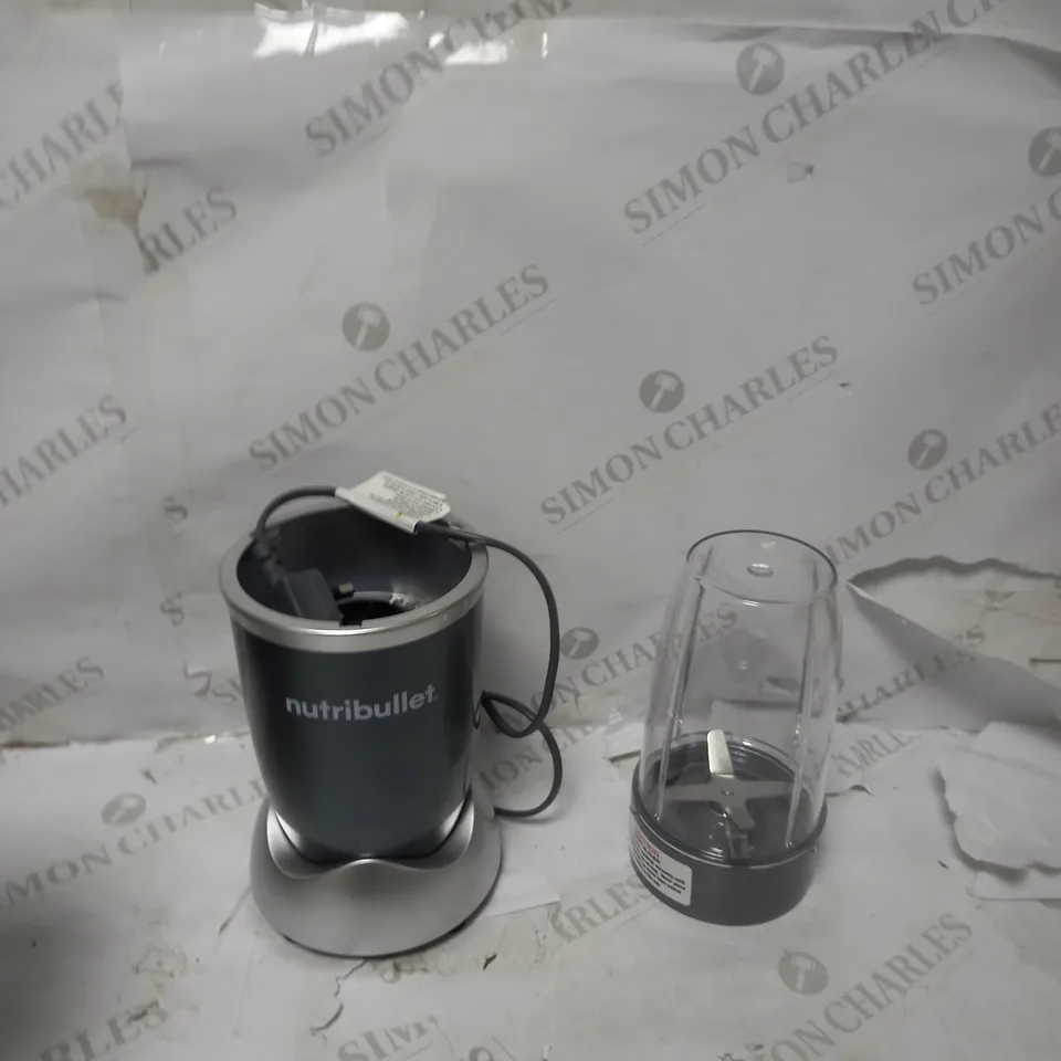 NUTRIBULLET 600 SERIES 600W NUTRITION EXTRACTOR 