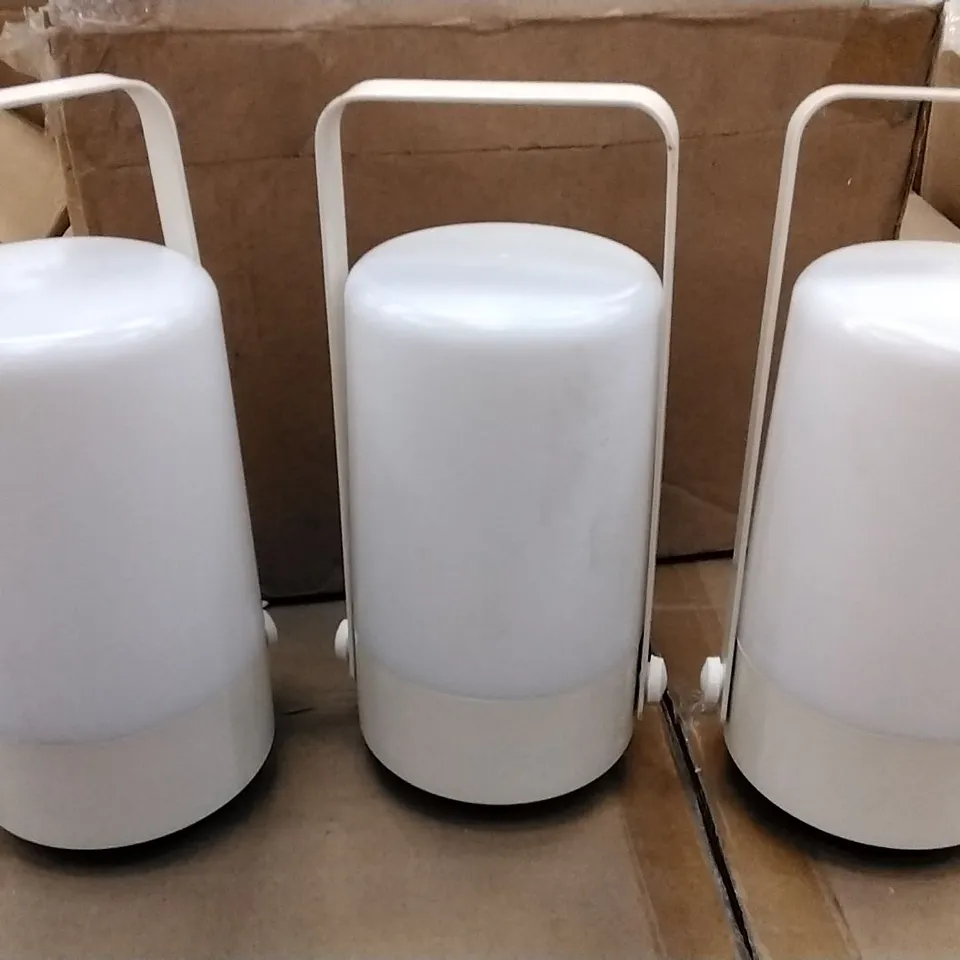 BOXED SET OF 3 PORTABLE LIGHTS
