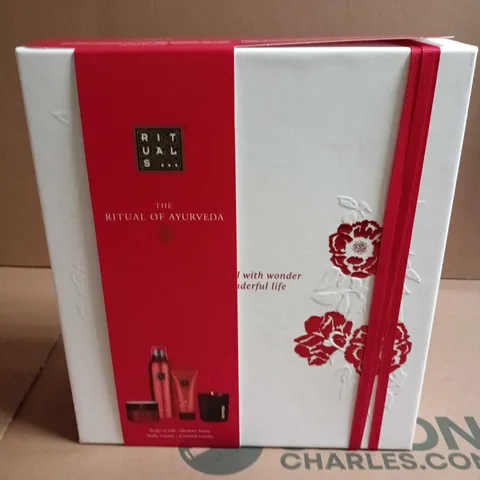 RITUALS THE RITUAL OF AYURVEDA GIFT SET – BOXED BODY CARE