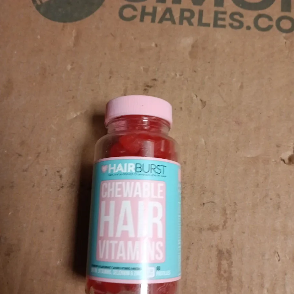 APPROXIMATELY 10 ASSORTED VITAMINS AND SUPPLEMENTS INCLUDING CHEWABLE HAIR VITAMINS AND WARRIOR VEGAN MULTI VITAMINS 