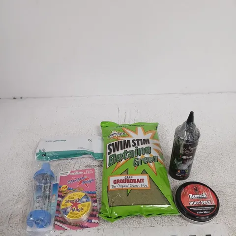 TOTE OF APPROXIMATELY 10 ASSORTED ITEMS INCLUDING REDBACK BOOT WAX, AMINO SMOKE THE BUG DNA BAITS AND KOI TECHNOLOGY DYNAMITE SWIM STIM BETAINE GREEN
